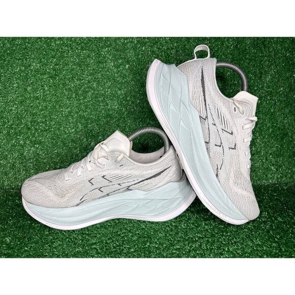 ASICS Superblast 2 White Cool Grey 1013A142 Women’s Size 5.5 - Picture 3 of 7